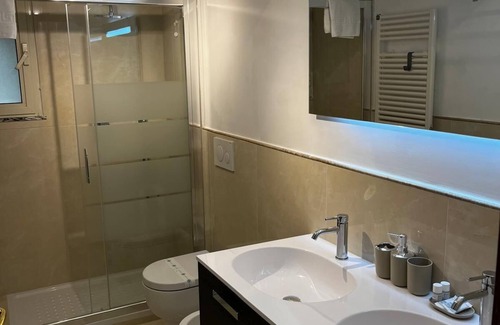 Salario Apartment | Stendardi's House - Four Bedroom Apartment, Sleeps 8