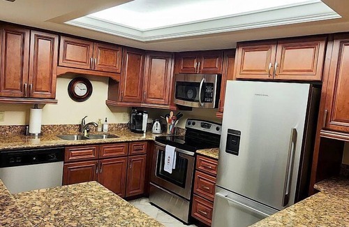 Fort Myers Beach Condo | Step into paradise at Island Winds condo 824. You will enjoy captivating Gulf.