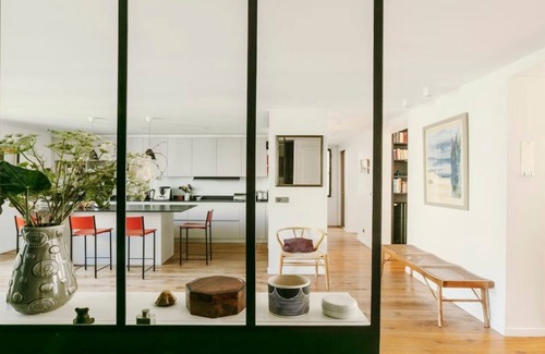 Quartier du Gros-Caillou Apartment | STEP INTO: WHERE CONTEMPORARY ELEGANCE MEETS HOMELY COMFORT- RUE SAINT DOMINIQUE