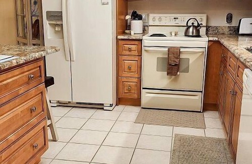 South Island Condo | Step into your own beachside haven at Island Winds vacation rental condo 322.