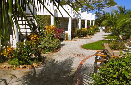 Sittee River Villa | Steps to the beach - a great getaway!