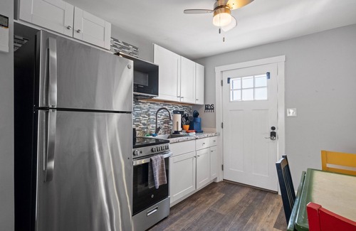 Hampton Apartment | Steps from Hampton Beach and all entertainment! 2 bedrooms, pet friendly!