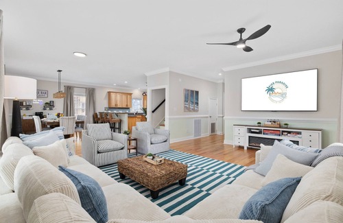 Garden City House | Steps From Pier | PVT HTD Pool | Games | Golf