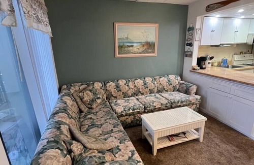North Wildwood Condo | STEPS FROM THE BEACH AND BOARDWALK WITH OCEAN VIEWS AND LARGE HEATED POOL IN NWW