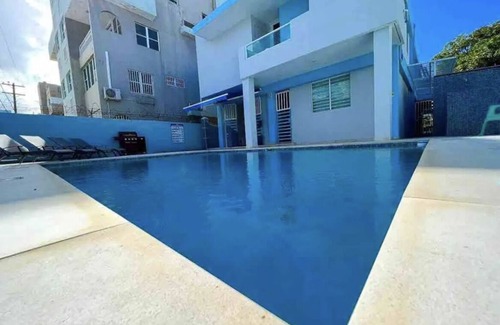 Vilomar Villa | Steps Luquillo Beach. Cozy Family Resort, 27 Guests, Free Continental Breakfast