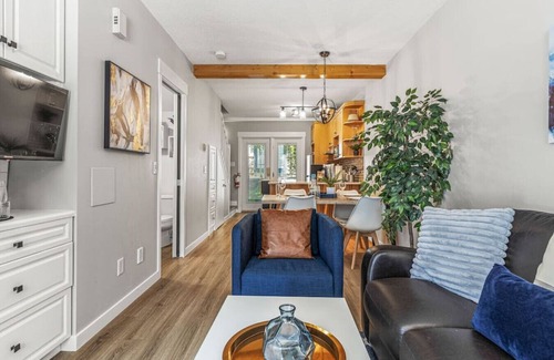 Harvie Heights Apartment | Steps to Banff National Park l Mountain Getaway