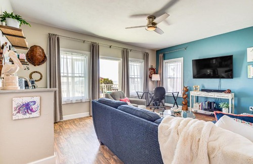 Cedar Key House | Steps to Beach Home with Sunset Views in Cedar Key!