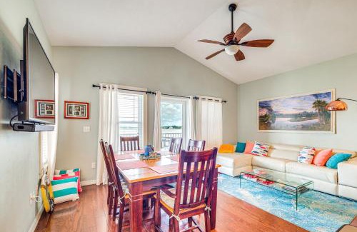 Cedar Key House | Steps to Beach Waterfront Cedar Key Home!