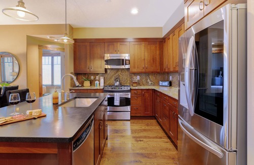 Breckenridge House | Steps to Lifts, Peak 9, Main Street | Balcony, Lounge Pool | Water House 5204