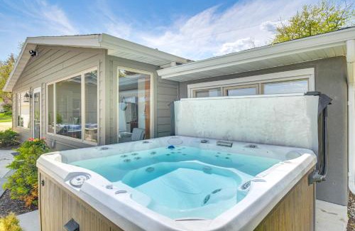Scott County House | Steps to Mississippi River Hot Tub Haven!