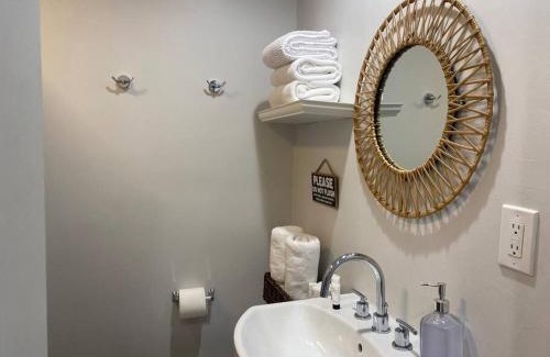 Huntington Beach Apartment | Steps To The Beach, Pacific City and Main Street - #5