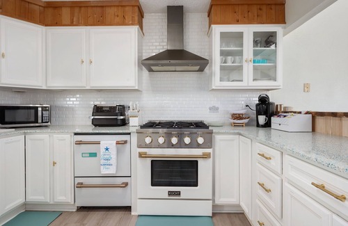 South Nags Head House | Steps to the beach,Semi-Oceanfront,Sound view,Pool,Hot tub,Family/Kid Friendly