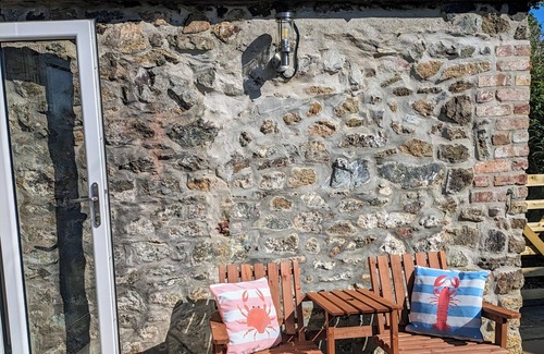 The Lizard House | Sterennyk barn conversion, The Lizard village,easy access to the sw coast path.
