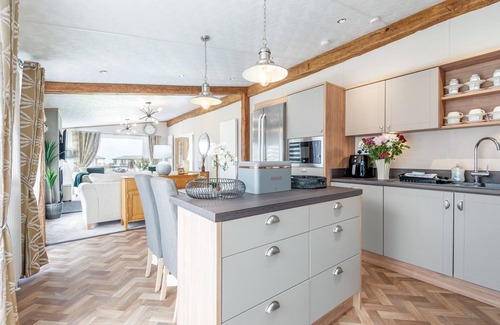 St. Andrews Cottage | Stewarts Resort Lodge 76 - a lodge that sleeps 6 guests in 2 bedrooms