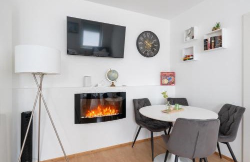 Steyr Apartment | Steyr Comfort Lodge Anytime Check In for Business and Family