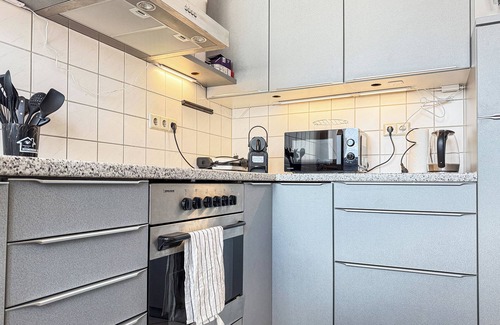 Rathaus Apartment | Stgt Ferienwohnung – Whirlpool, Billard, 10 Pers, Zentrale Stgt Ferienwohnung Whirlpool Billard 10