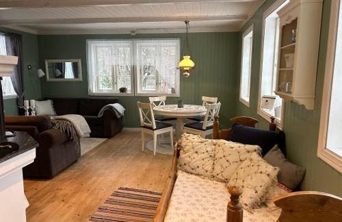 Valsoybotn House | Stille og fredelig ved fjord og fjell
