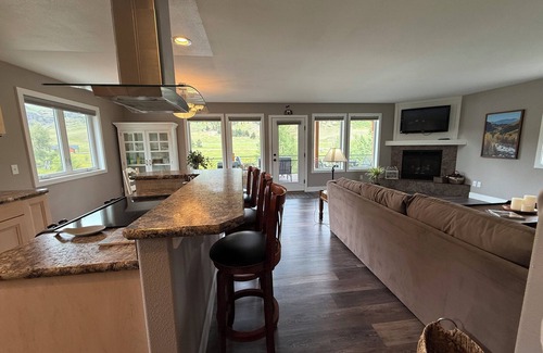 Nye House | Stillwater River Front Montana Home