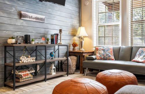 Dunnegan House | Stockton Lake Hideaway Less Than 12 Mile To Lake