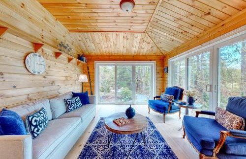 Cape Neddick House | Stone Creek Retreat