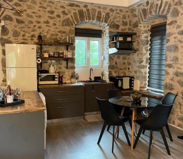 Pilio House | Stone House 1909 Pili Evia