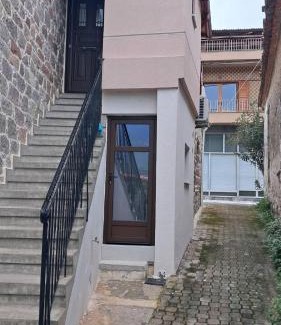 Sipiada Apartment | Stone House 2025