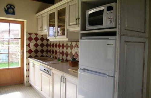 Nizerolles Cottage | Stone house with garden, kids' playground and pets allowed