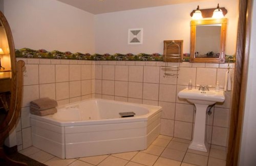Lanesboro Hotel | Stone Mill Hotel & Suites