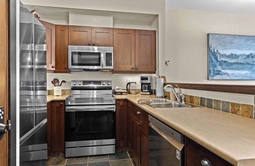 Sun Peaks Condo | Stone's Throw 47: Pet Friendly, Ground Level, 2BDRM Condo w/Private Hot Tub