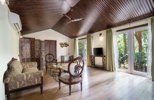 Hireguthi Hotel | Stone Wood Nature Resort