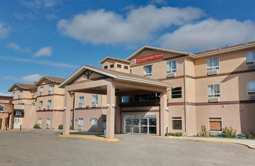 Dawson Creek Hotel | Stonebridge Hotel Dawson Creek