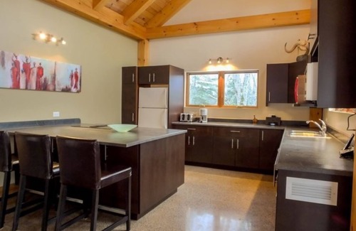 Stoneham-et-Tewkesbury Ski Chalet | Stoneham-et-tewkesbury - Location 6 Semaines Pour 6,000$