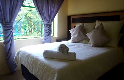 Chimanimani Cabin | Stonehouse Lodge