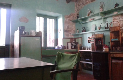Ikaria House | Stoneworld