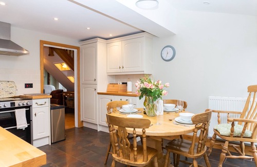 Stoney Stretton Cottage | Stoney Moat