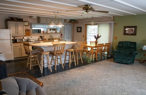 Augusta House | Stonington Estate Carriage Room