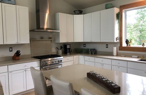Martin City House | Stony Broke Ranch private retreat, eight miles from Glacier