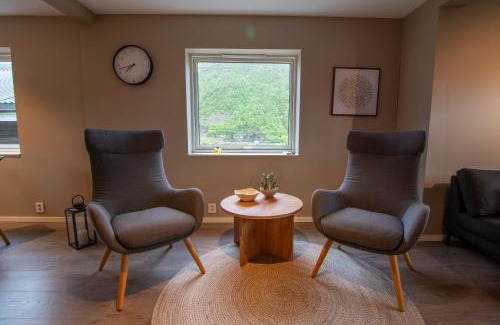 Botnhamn Hotel | Storm Hotel Senja