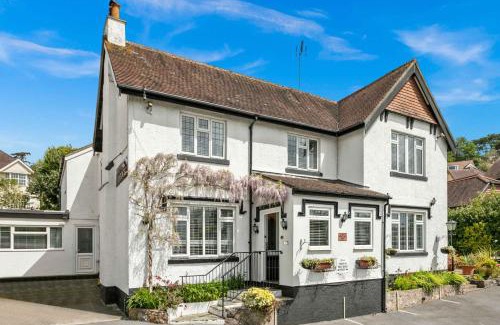 Torquay Bed & Breakfast | Stover Lodge