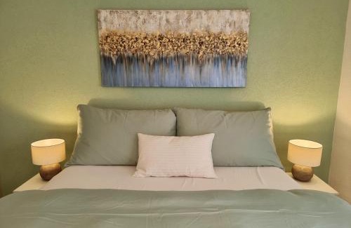 Darligen Apartment | Strandhüsli directly on lake Thun