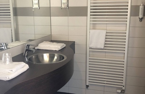Makkum Hotel | Strandhotel Vigilante