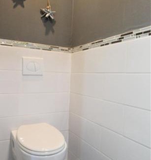 Kraksdorf Apartment | STRANDLIEBE 100 qm Gartenwohnung (eingezäunt), 15 Gehminuten zum Strand