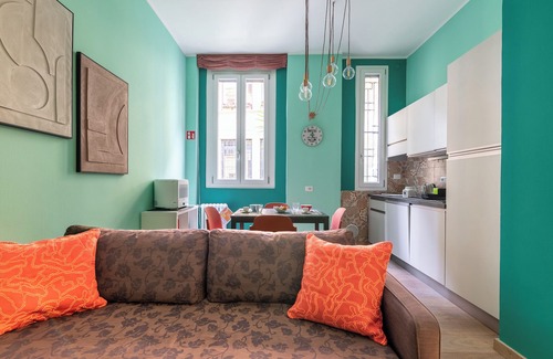 Isola Apartment | strategic area of ​Isola-Garibaldi entire apartment comfortable and functional