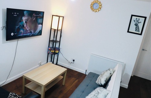 Stratford and New Town Apartment | Stratford-