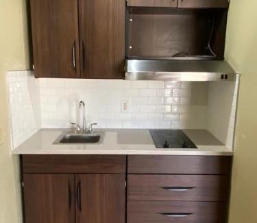 Temple Hotel | Stratford House Inn and Suites Temple