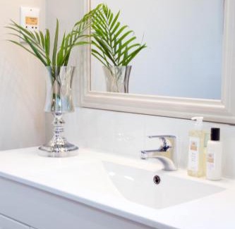 Merivale Hotel | Strathern Motor Lodge