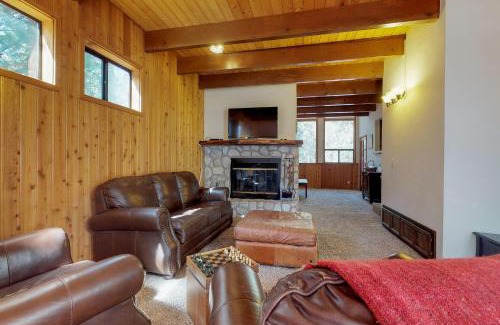 Fern Valley House | Strawberry Creek Cabin