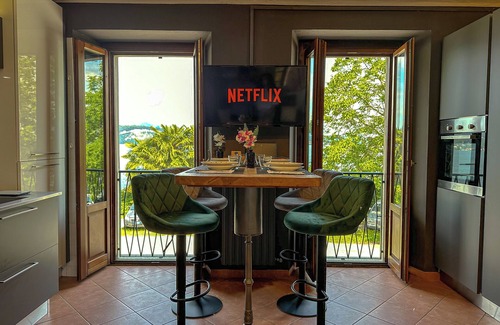 Stresa Apartment | [Stresa Lake View] with Private Beach