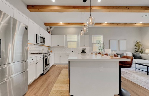 Queen Creek House | Stress-Free in Q.C Sleeps 8! Luxury Living, Low Cost