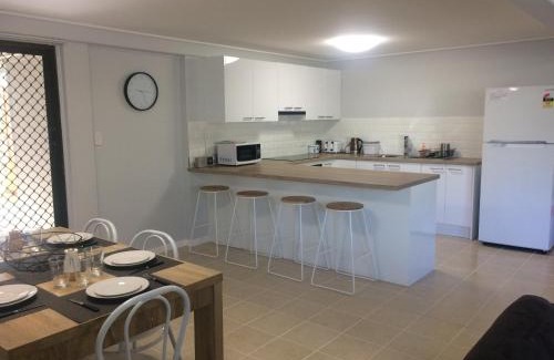 Mount Louisa Apartment | Stretton Lane